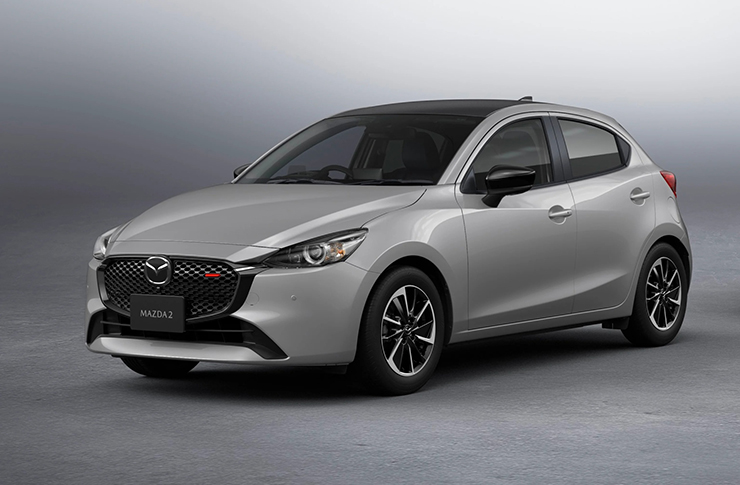 Mazda2 2023 lộ diện thiết kế trước ngày ra mắt - 2