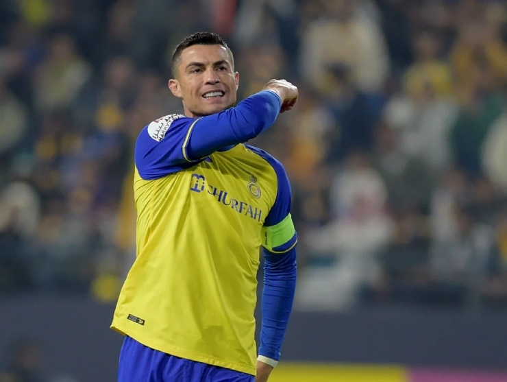 Vận đen chưa thôi đeo bám Ronaldo kể từ khi anh gia nhập Al Nassr