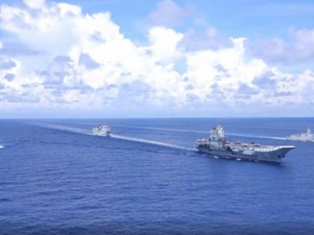Trung Quốc hành động bất ngờ khi tàu sân bay Mỹ tập trận ở Biển Đông