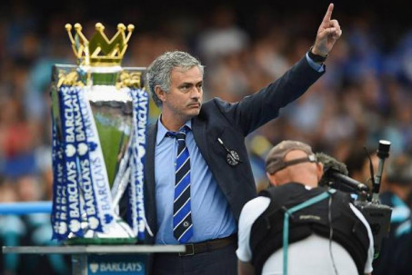 Mourinho muốn trở lại Ngoại hạng Anh: Lần thứ 3 làm HLV Chelsea, tái đấu MU?