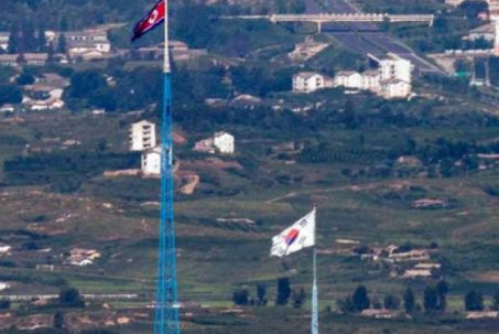 Hàn Quốc muốn 'tiếp xúc trực tiếp hoặc gián tiếp' với Triều Tiên để bình thường hóa quan hệ