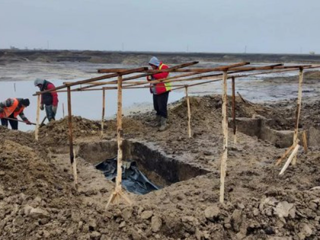 Du lịch - Đào đường, "trúng mánh" vì gặp hoàng tử 1.600 tuổi mang mặt nạ vàng