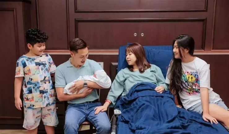 Tổ ấm hạnh phúc của Mạnh Trường.