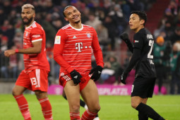 Bóng đá - Video bóng đá Bayern Munich - Frankfurt: "Rơi vàng" phút 69, nối dài ác mộng (Bundesliga)