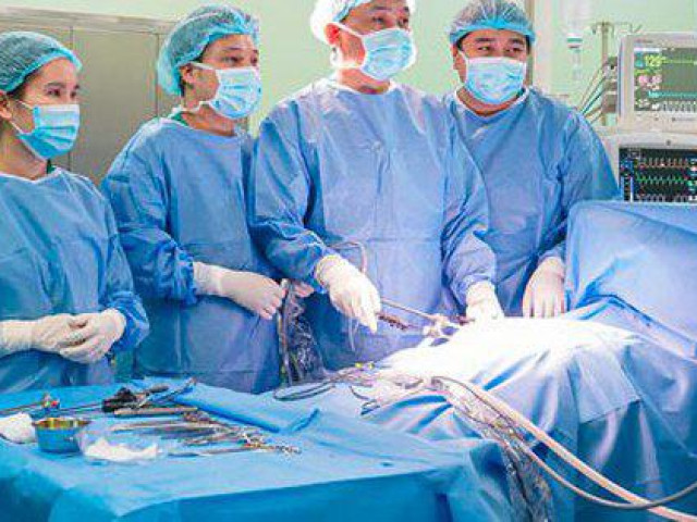 Sức khỏe đời sống - Đau bụng dữ dội, em bé 3 tuổi ở Hà Nội mắc bệnh lý vô cùng hiếm gặp, đe dọa tính mạng