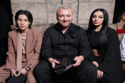 Thời trang - Váy áo xa xỉ đẹp diễm lệ, mãn nhãn giới mộ điệu của Valentino Haute Couture