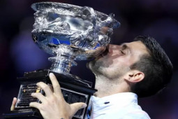 Thể thao - Djokovic lên "đỉnh", Nadal chưa dính cú sốc 18 năm (Bảng xếp hạng tennis 30/1)