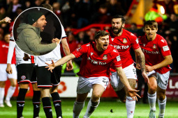 Bóng đá - "Tí hon" gây sốc tại FA Cup: Suýt thắng đội hạng Nhất, sao Holywood mừng hụt