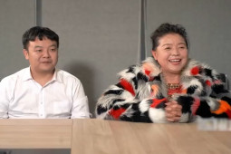 Clip hài hước - Người đàn ông "chọc chó" để rồi nhận ngay quả báo