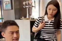 Clip hài hước - Đi xem mắt bị hỏi quá nhiều cô gái có hành động khiến anh chàng "tối mặt"