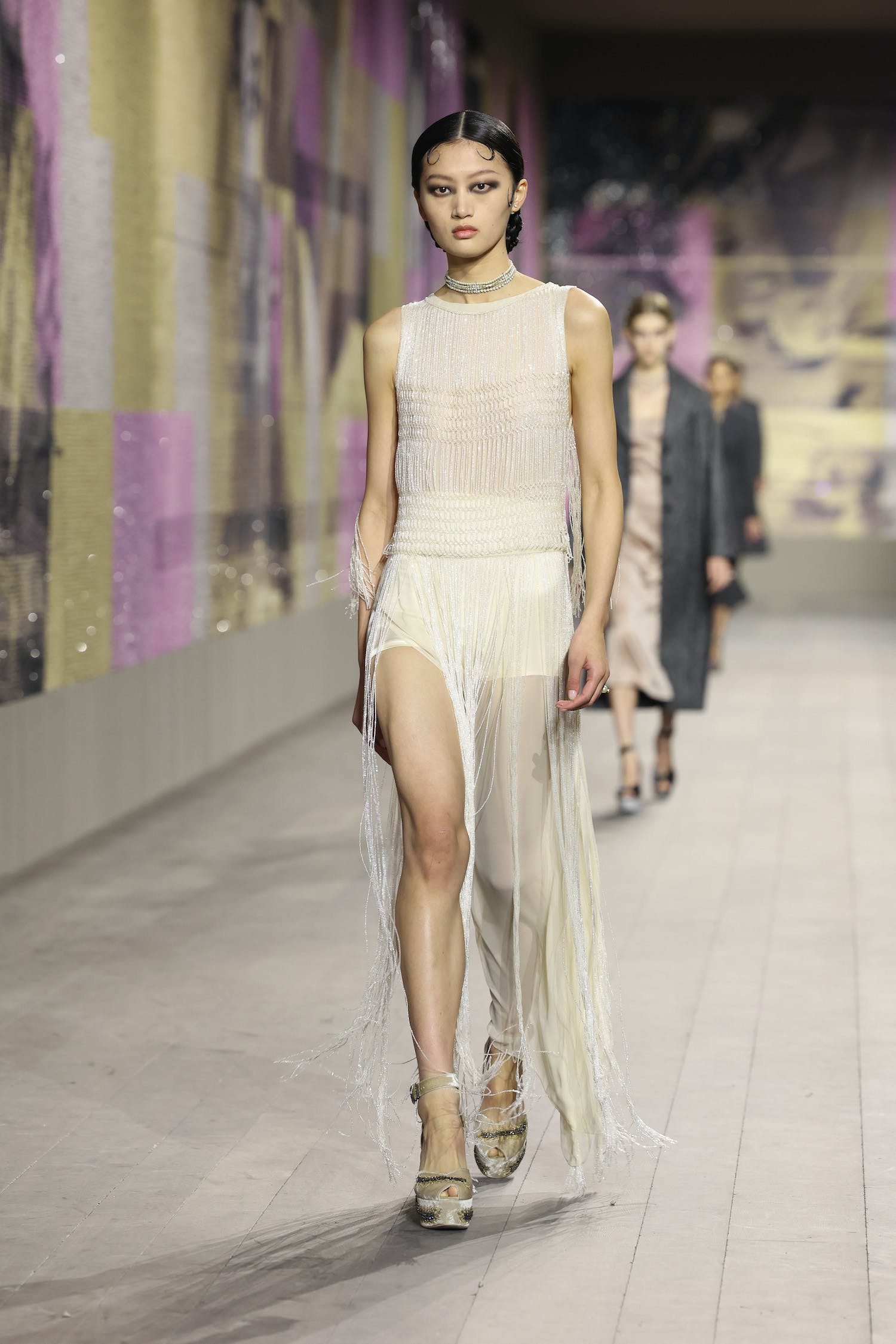 Maria Grazia Chiuri đưa sự thanh lịch của Dior lên tầm cao mới - 4