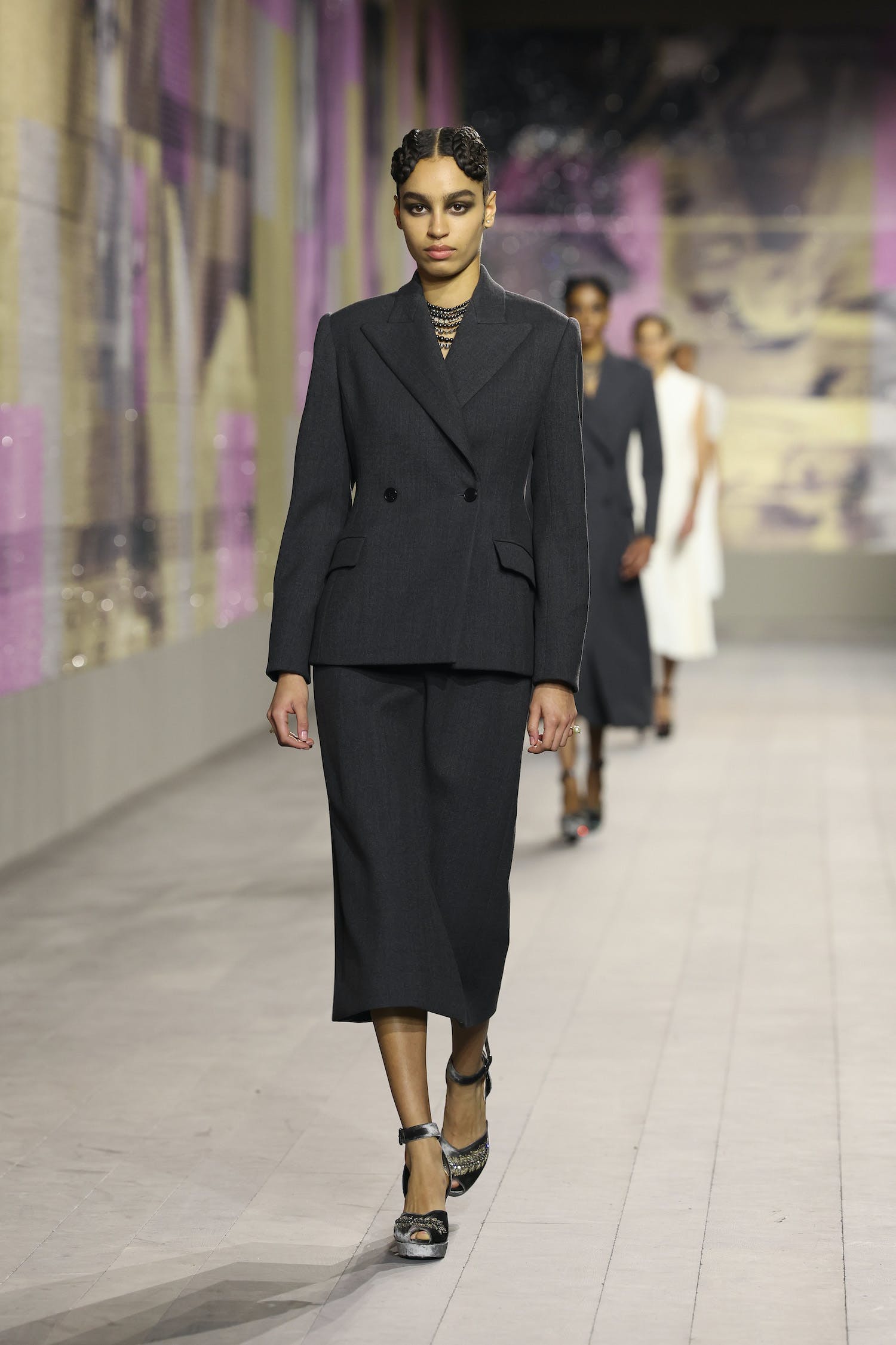 Maria Grazia Chiuri đưa sự thanh lịch của Dior lên tầm cao mới - 2