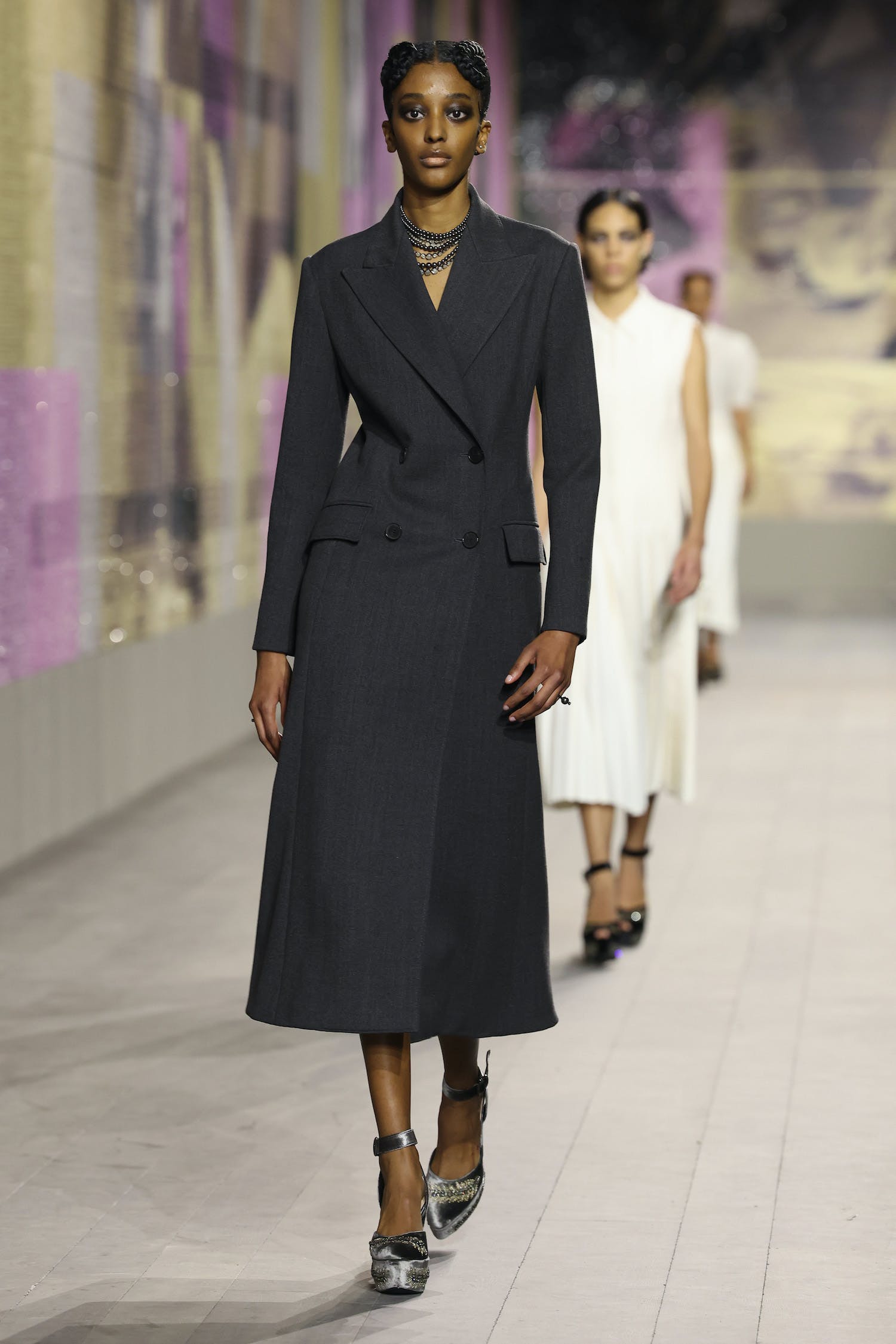 Maria Grazia Chiuri đưa sự thanh lịch của Dior lên tầm cao mới - 1