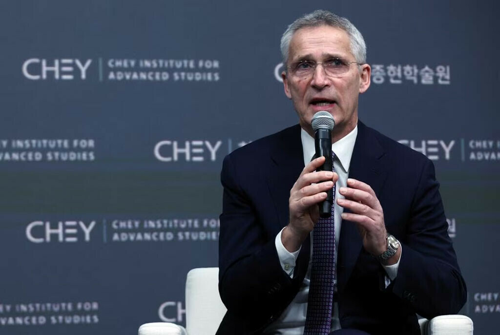 Tổng thư ký NATO Jens Stoltenberg phát biểu tại Seoul (ảnh: Reuters)