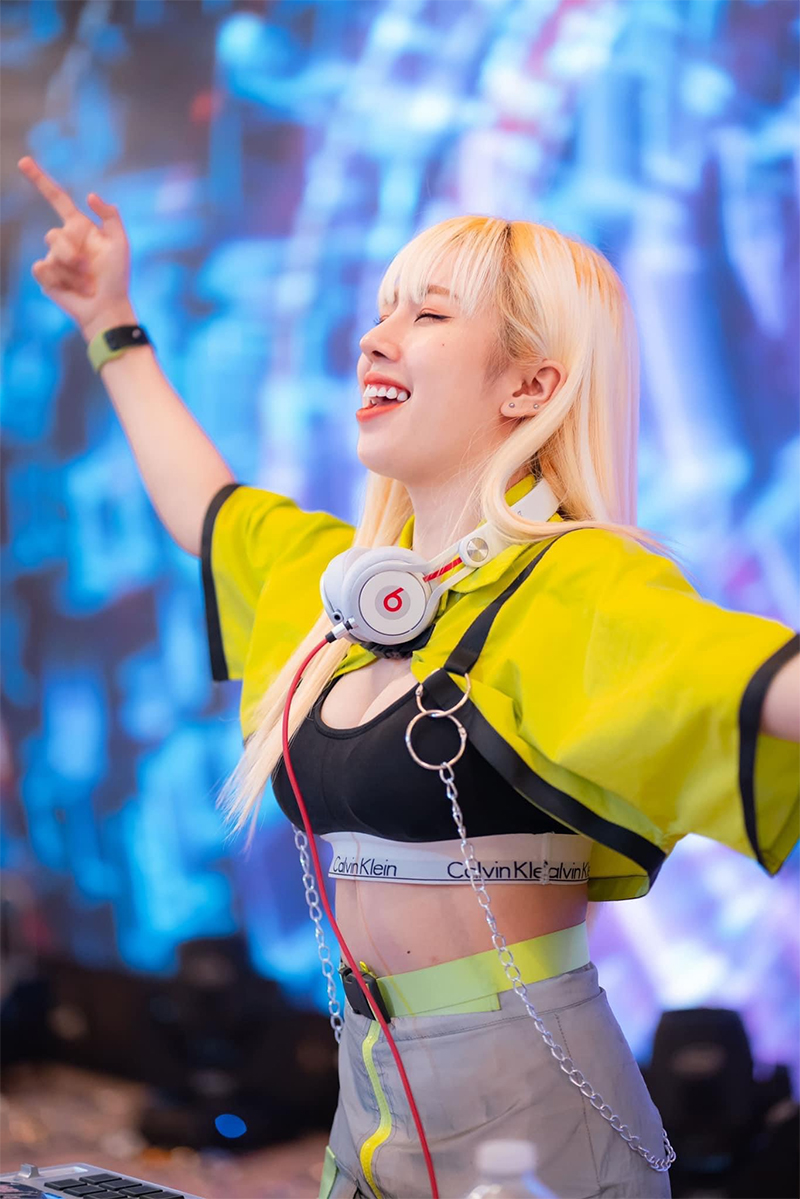 DJ Hyena chia sẻ đam mê với nghề DJ - 5