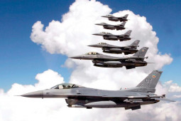 Thế giới - Sau Mỹ, một cường quốc khác tuyên bố không gửi F-16 cho Ukraine