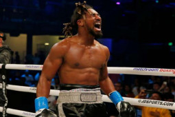 Thể thao - Võ sĩ khiến "Vua giang hồ" Fury nể sợ, thượng đài chỉ có "ôm hận"