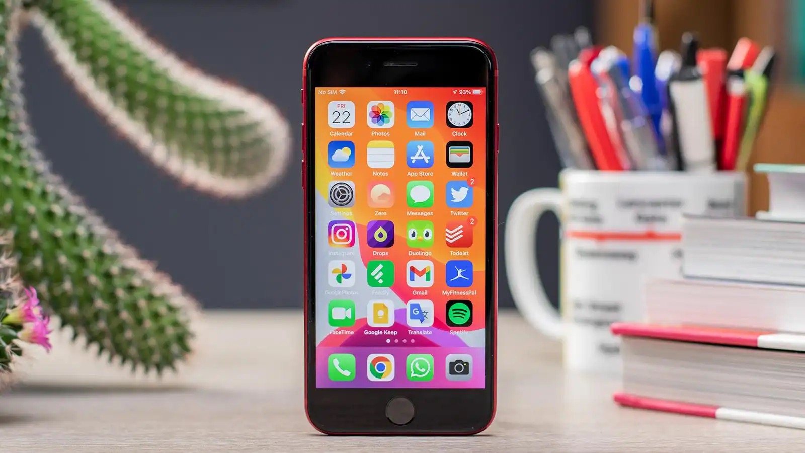 Top iPhone đang được săn đón nhất đầu năm 2023 này - 2