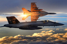 Media - F/A-18 Hornet: Tiêm kích Mỹ gắn "hỏa thần" 6 nòng, phóng tên lửa bức xạ