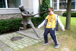 Tranh vui - Những khoảnh khắc khó đỡ được "chộp" lại khiến bao người cười ngất