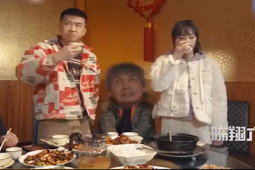 Clip hài hước - Bố khoe "bồ" trong sinh nhật của con trai và cái kết bất ngờ