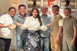 Phim - Dàn sao "Đồng tiền xương máu" hội ngộ sau 26 năm, fan tiếc nuối vì thiếu vắng người này