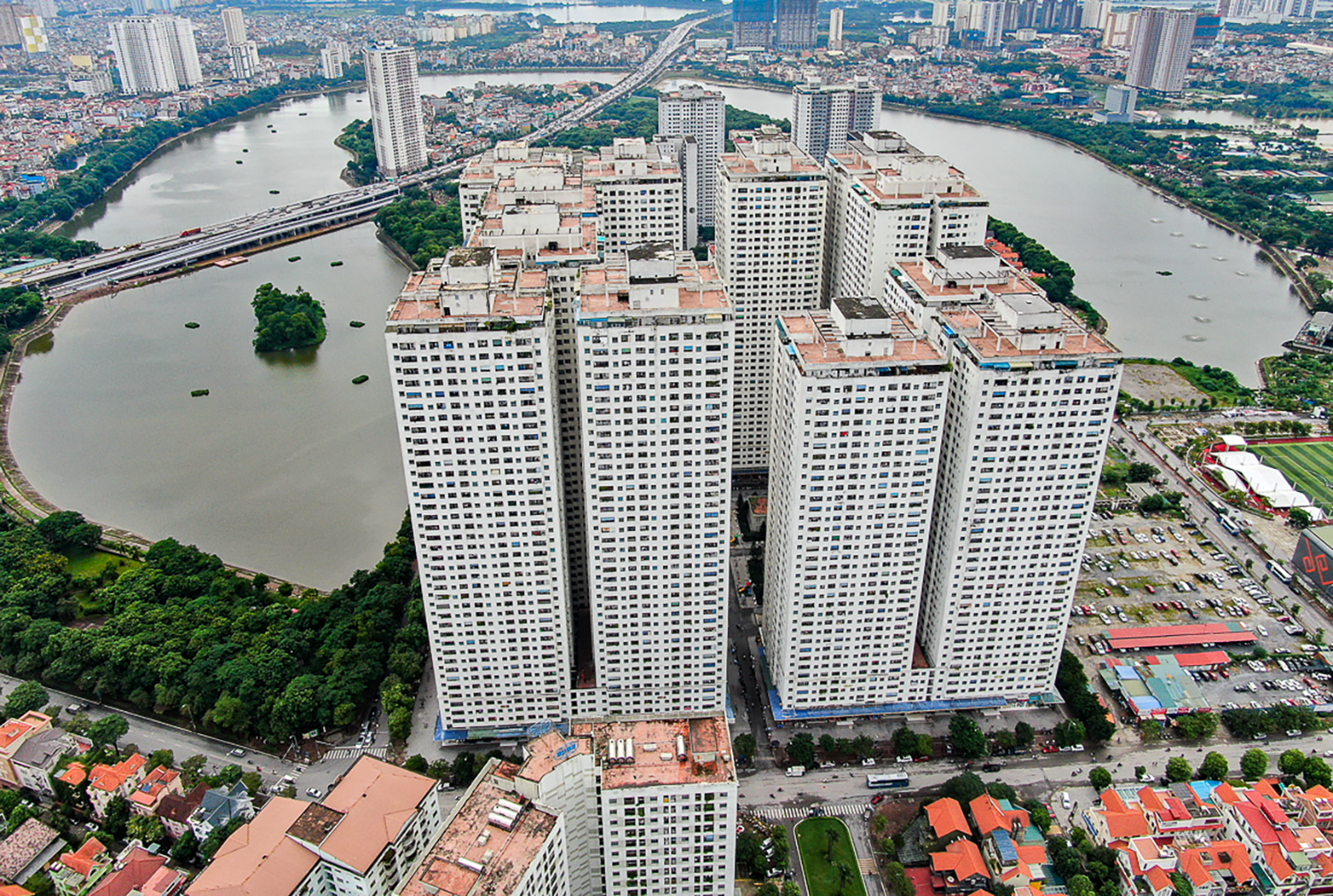 Toàn cảnh tổ hợp chung cư 9.000 căn hộ, đông dân nhất Hà Nội - 2
