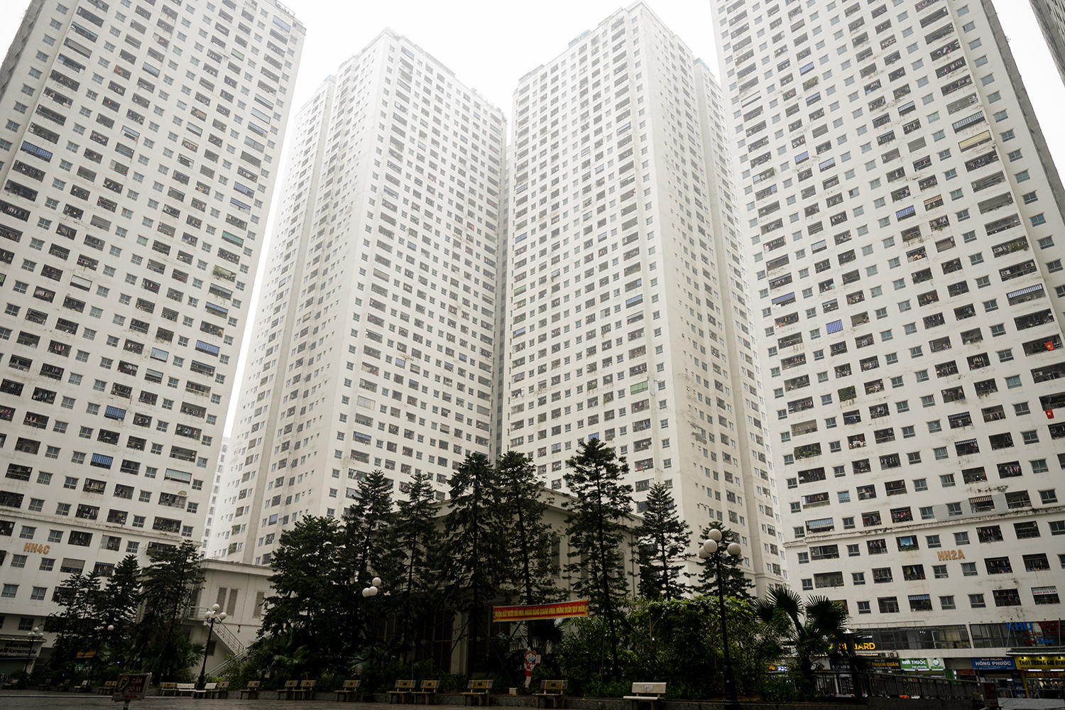 Toàn cảnh tổ hợp chung cư 9.000 căn hộ, đông dân nhất Hà Nội - 5