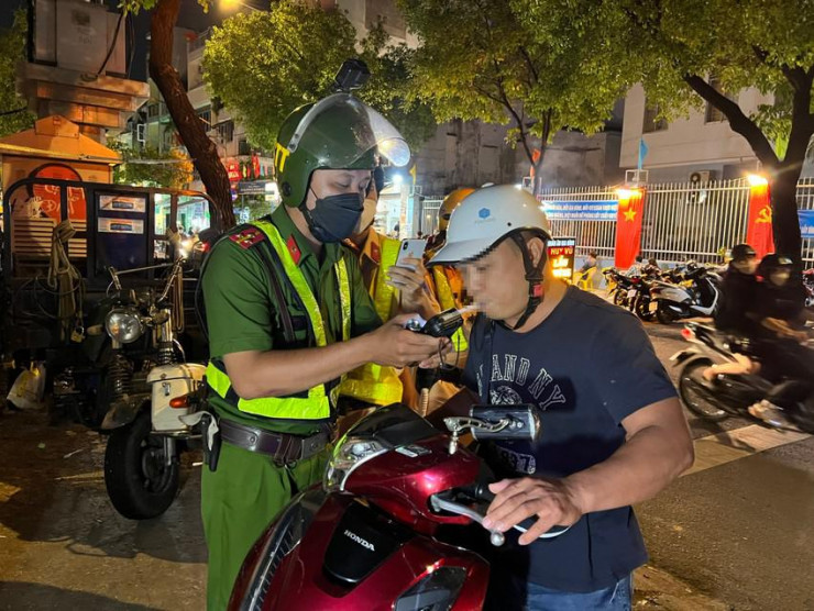 Anh C thừa nhận vi phạm và cho biết sẽ rút kinh nghiệm. Ảnh: NY