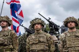 Thế giới - Cựu tư lệnh Anh cảnh báo quân đội cạn kiệt đạn dược “chỉ trong một buổi chiều”