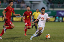 Kết quả bóng đá HAGL - Hà Tĩnh: 2 lần xà ngang rung chuyển, nghẹt thở phút 89 (V-League)