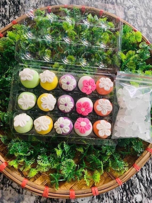Set bánh trôi hoa giá 75.000 đồng (Ảnh: Hương C.Bống).