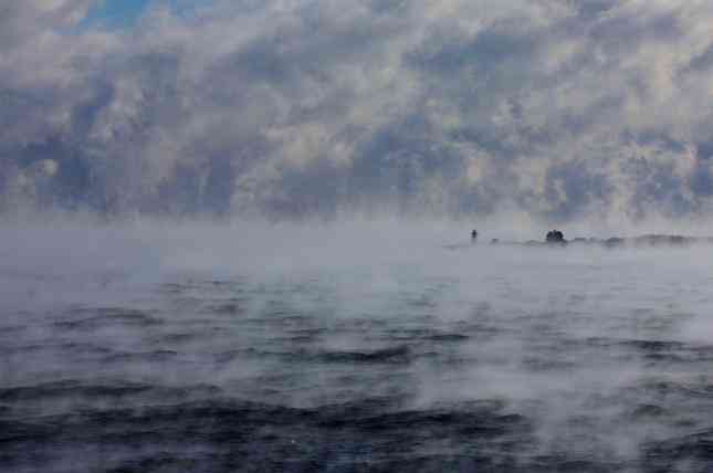 Biển bốc khói lạnh ở Massachusetts ngày 4/2