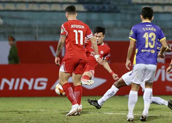 Trực tiếp bóng đá Viettel - Hà Nội: Danh Trung đánh đầu gỡ hòa 1-1 (V-League) (Hết giờ) - 1