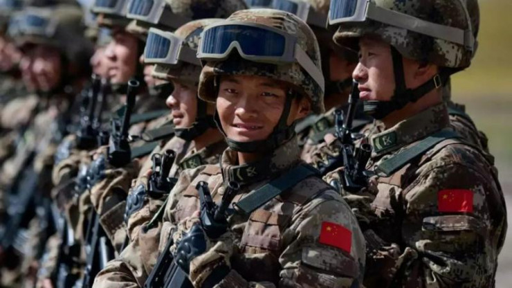 Giải phóng quân nhân dân Trung Quốc.