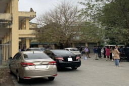 Tin tức trong ngày - Thanh Hoá: Đình chỉ công tác nữ văn thư bán 60 thùng hồ sơ cho người mua phế liệu