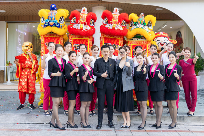 Toàn thể nhân viên tại Shynh House Bình Dương luôn nỗ lực và hoàn thiện để mang đến chất lượng làm đẹp tốt nhất cho khách hàng