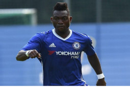 Bóng đá - Tin mới nhất bóng đá tối 7/2: Cựu sao Chelsea thoát hiểm sau thảm họa động đất