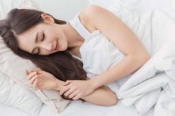 Làm đẹp - Bí quyết để dễ đi vào giấc ngủ, giúp nuôi dưỡng vẻ đẹp ở tuổi trung niên