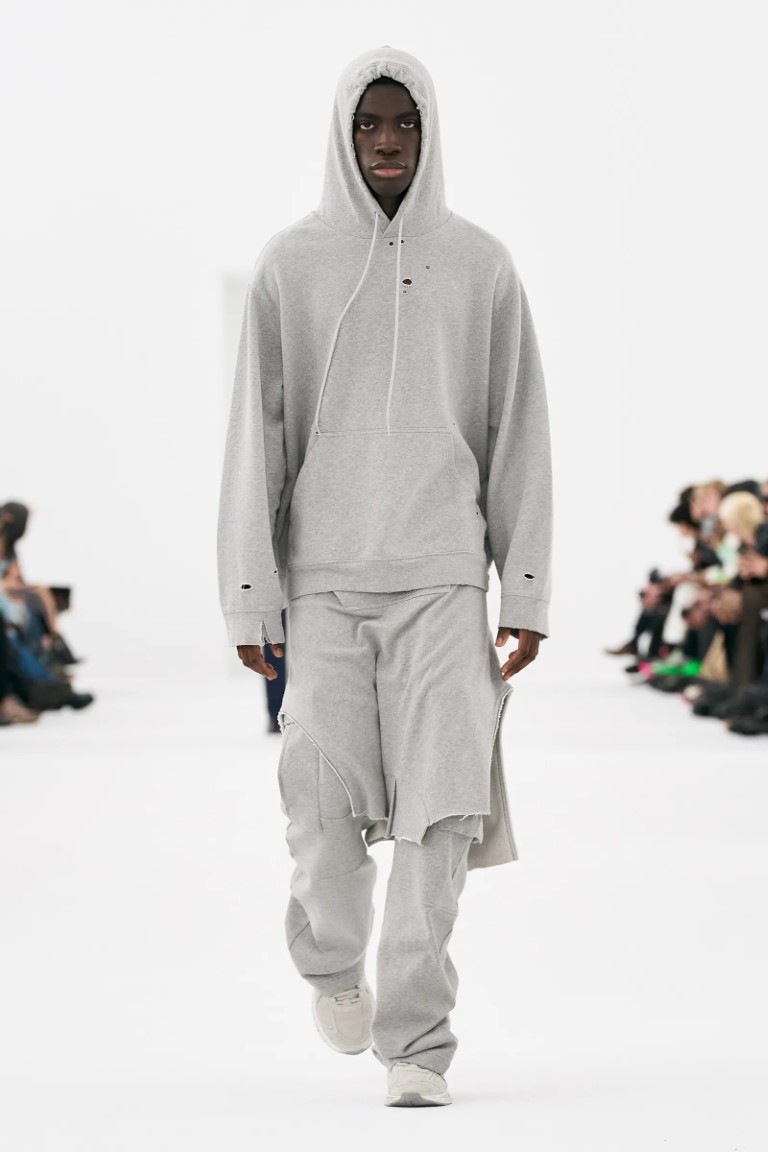 Xu hướng thể thao vẫn hot trong mùa này.