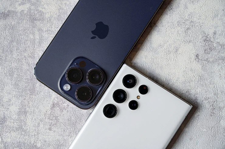 iPhone 15 Pro được cho là sẽ có chất lượng hiển thị vượt trội so với Galaxy S23 Ultra.