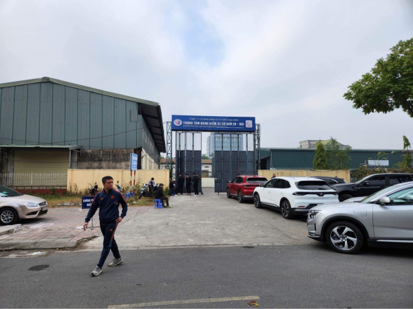 Hà Nội đã hết cảnh ùn tắc tại các trung tâm đăng kiểm phương tiện.