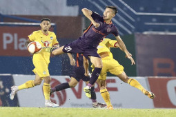 Bóng đá - Kết quả bóng đá Bình Dương - HAGL: Châu Ngọc Quang xuất thần, "ác mộng" phút bù giờ (V-League)