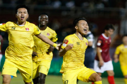 Bóng đá - Trực tiếp bóng đá TP. HCM - Hải Phòng: Nỗ lực bất thành (Hết giờ)