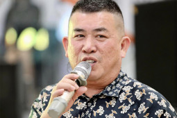 Danh hài Nhật Cường: “Tôi có vài miếng đất, không dính vào cờ bạc, rượu chè"