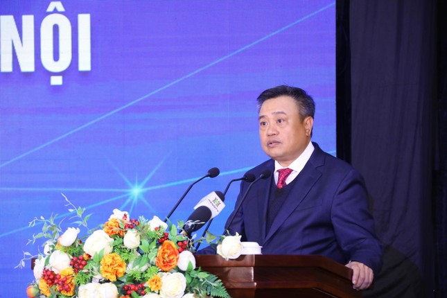 Chủ tịch UBND thành phố Hà Nội Trần Sỹ Thanh phát biểu tại buổi lễ. Ảnh: PV.