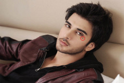 Bạn trẻ - Cuộc sống - 5 vị trí mọc nốt ruồi mang lại tai ương, tổn hại tiền bạc, tình cảm