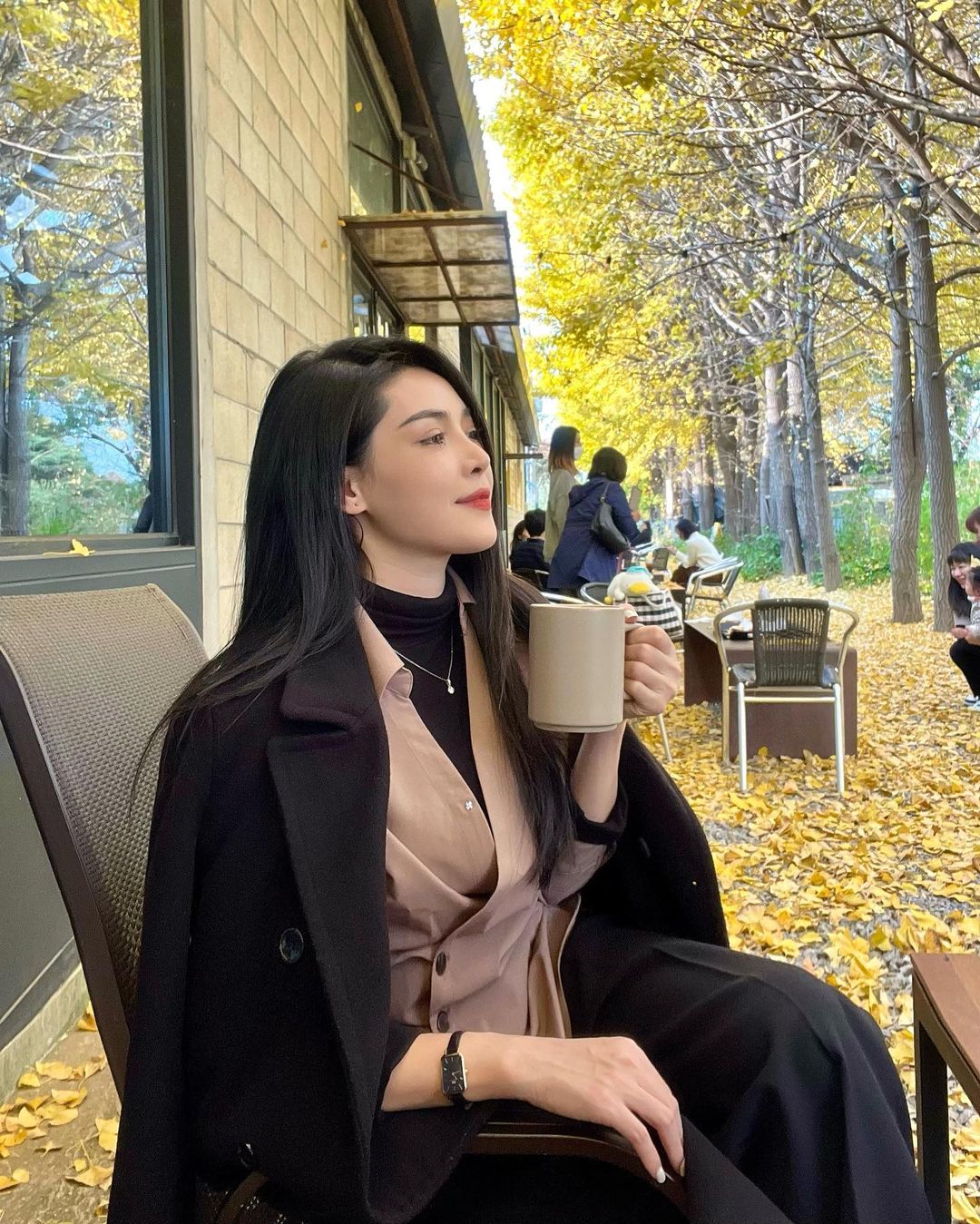 Cuộc sống &#39;vạn người mơ&#39; của &#39;hotgirl dao kéo&#39; Vũ Thanh Quỳnh - 8