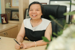 Nữ đại gia 62 tuổi bỏ túi cả trăm tỷ đồng trong ngày thị trường chứng khoán giảm mạnh