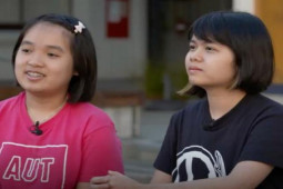 Mẹ đơn thân gốc Việt nuôi 2 con gái trở thành thần đồng, lọt top người có IQ cao nhất TG